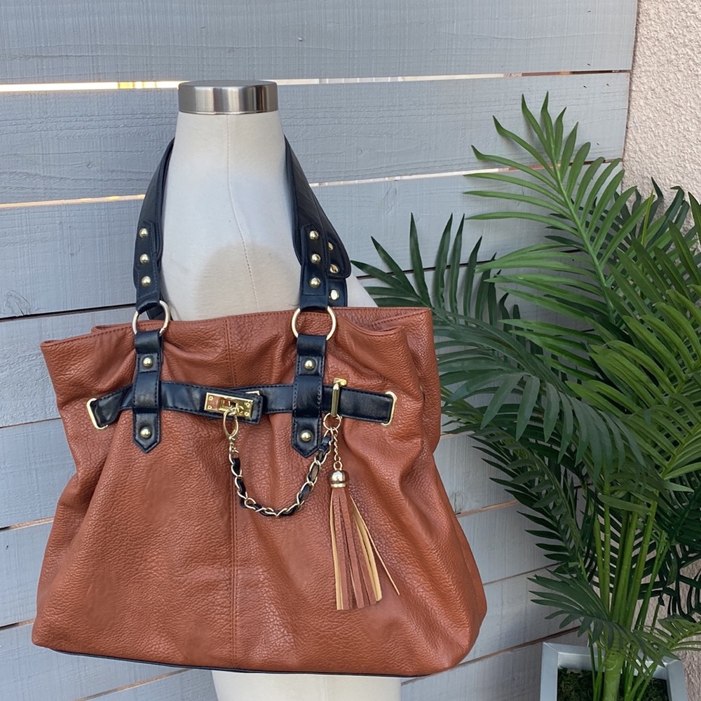 Steve Madden Two Tone Black Brown Shoulder Bag